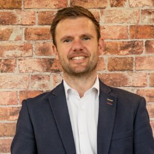 RICHARD Beech cropped